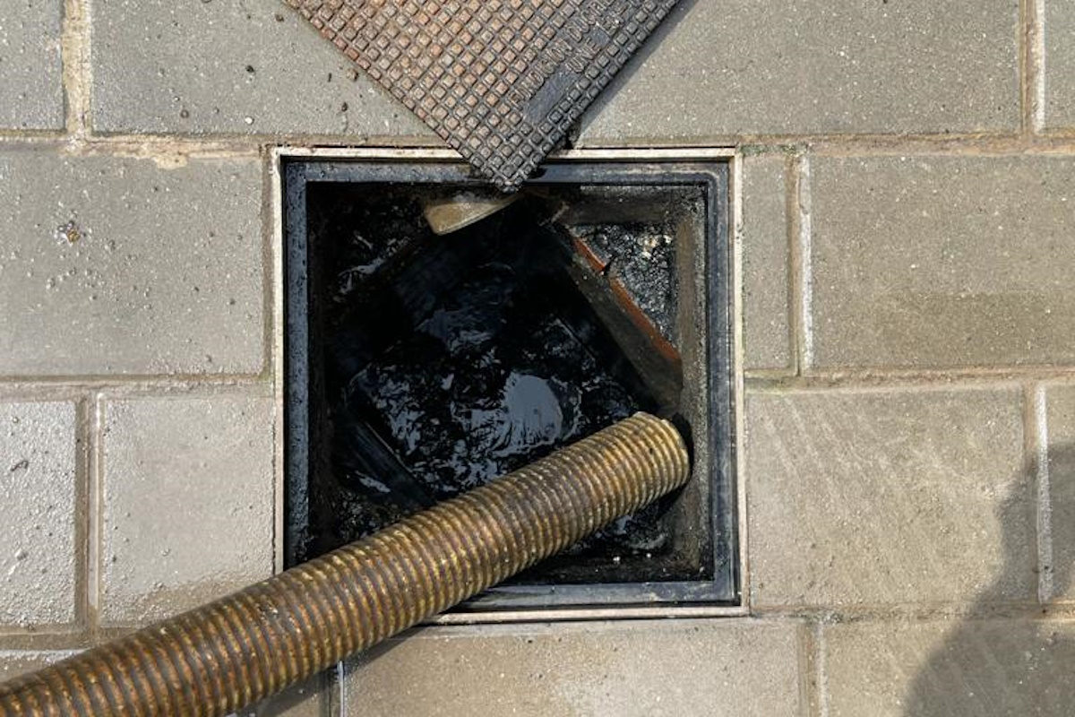 Xupa Xup ofrece servicios urgentes de desatascos de desagües, tuberías, arquetas y bajantes en Zaragoza